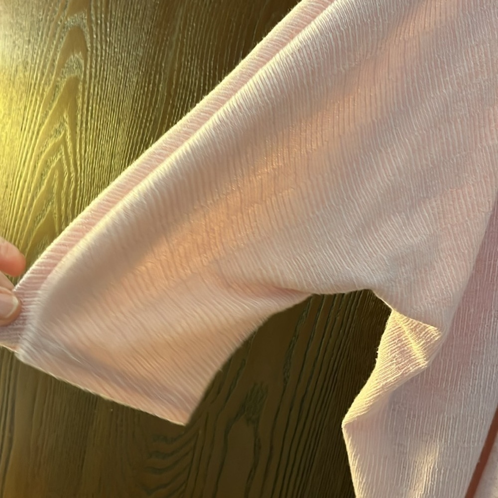 Twenty Ten light pink colored shrug. Size Medium. - Picture 3 of 7